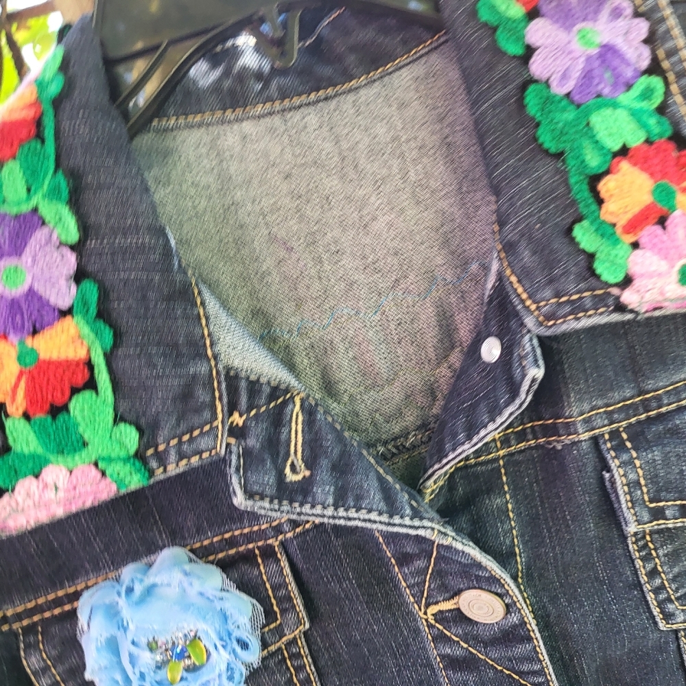 Vintage Trims Upcycled Denim Jacket  - Medium - Picture 8 of 10